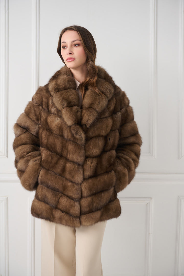 Veste en fourrure sable