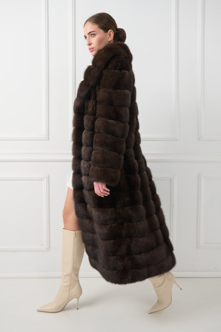 Manteau en zibeline longue