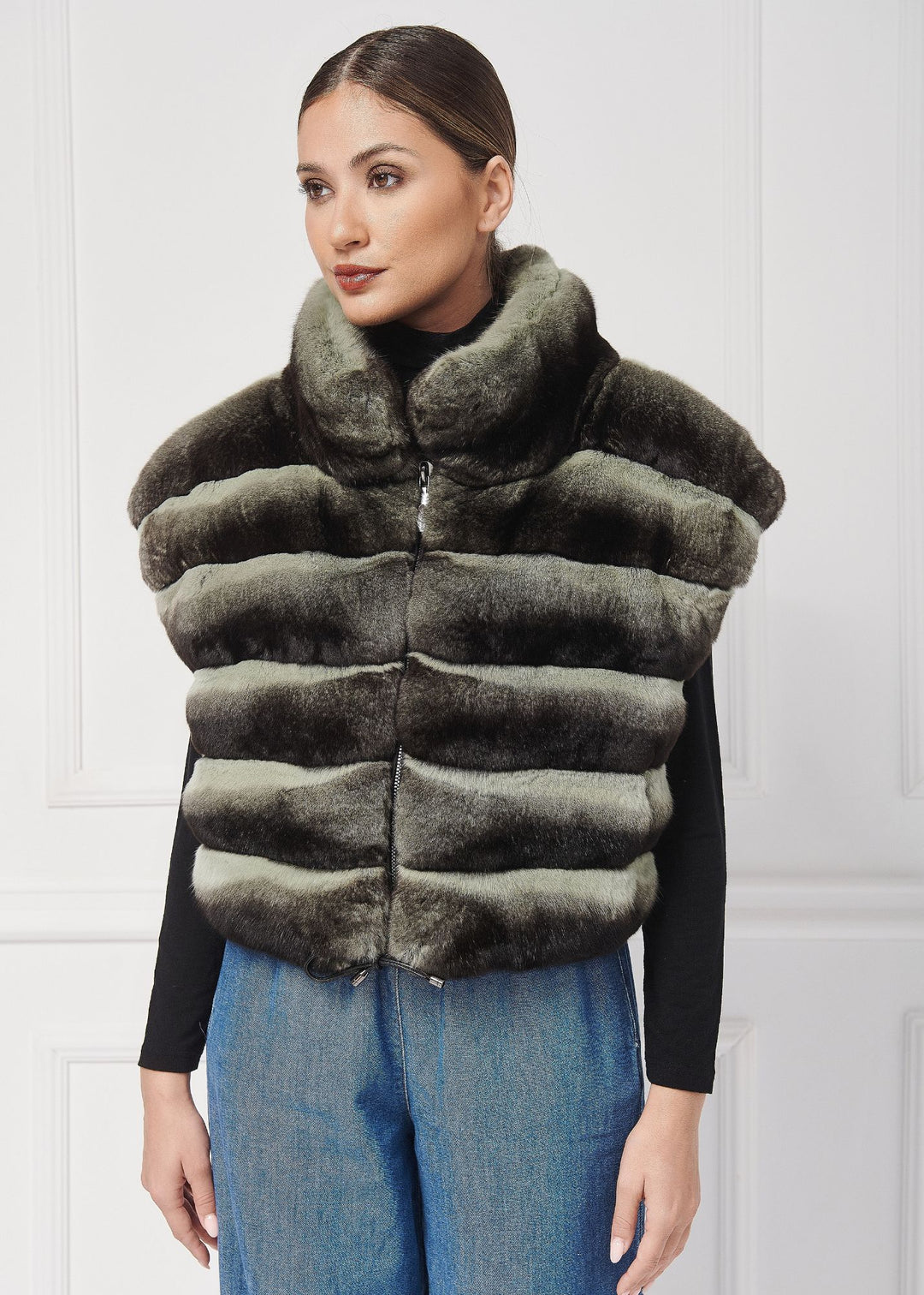 Modern Chinchilla Fur Vest – Manakas Frankfurt