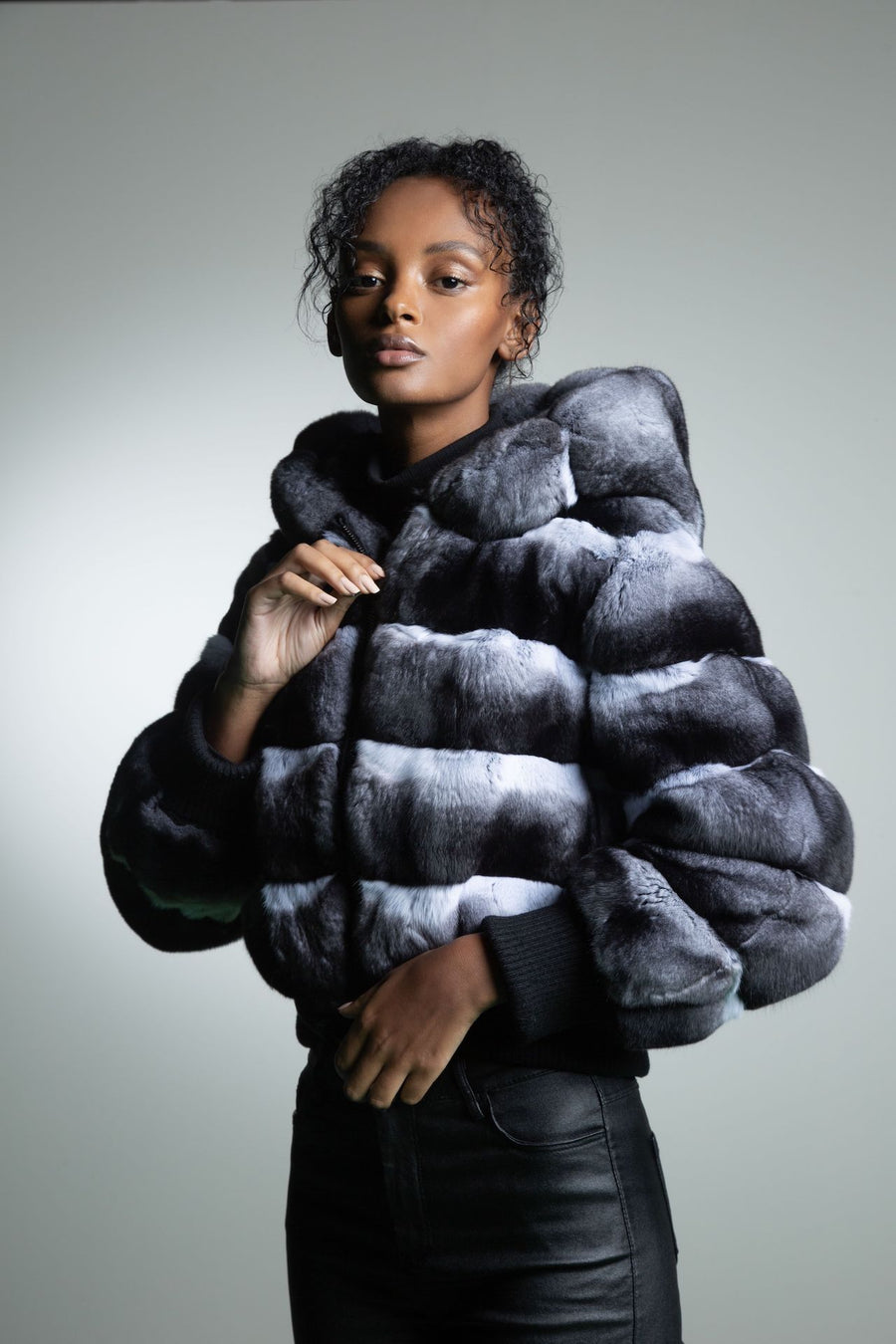 Manakas Frankfurt | Luxury Fur