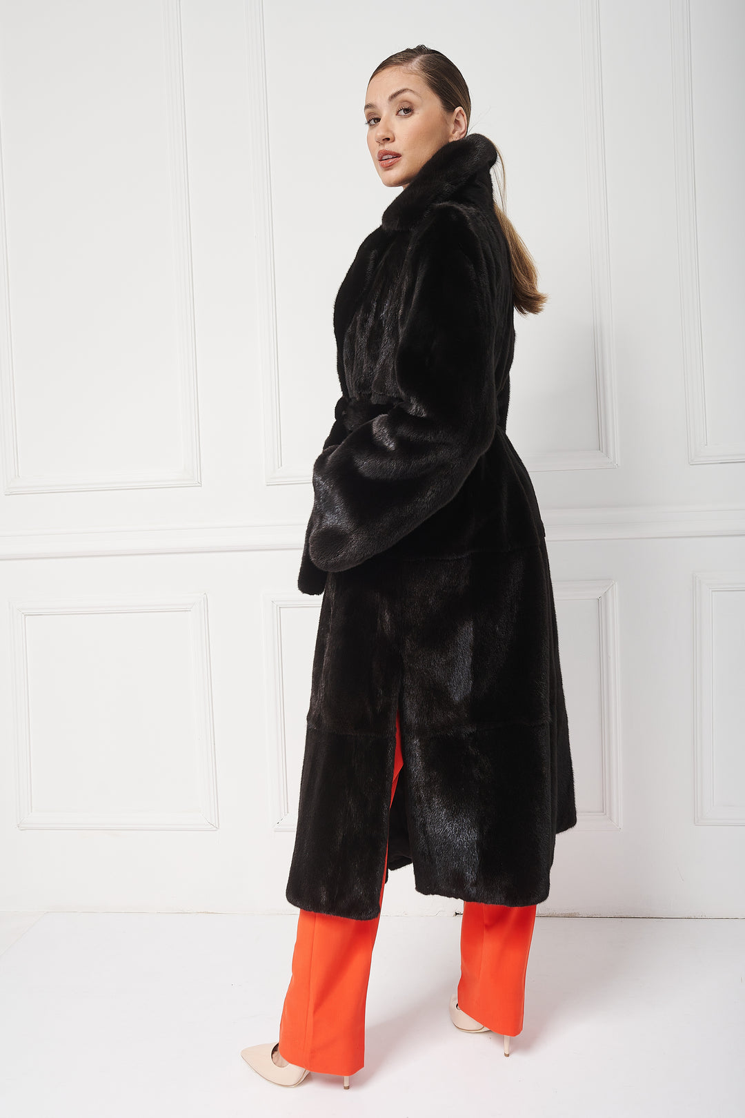 Cozy Mink Coat with English Collar