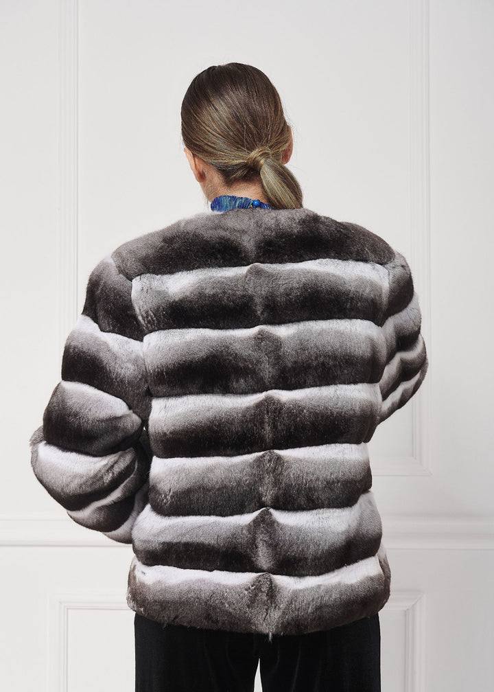 Kurze Chinchilla Jacke mit Rundhalsausschnitt