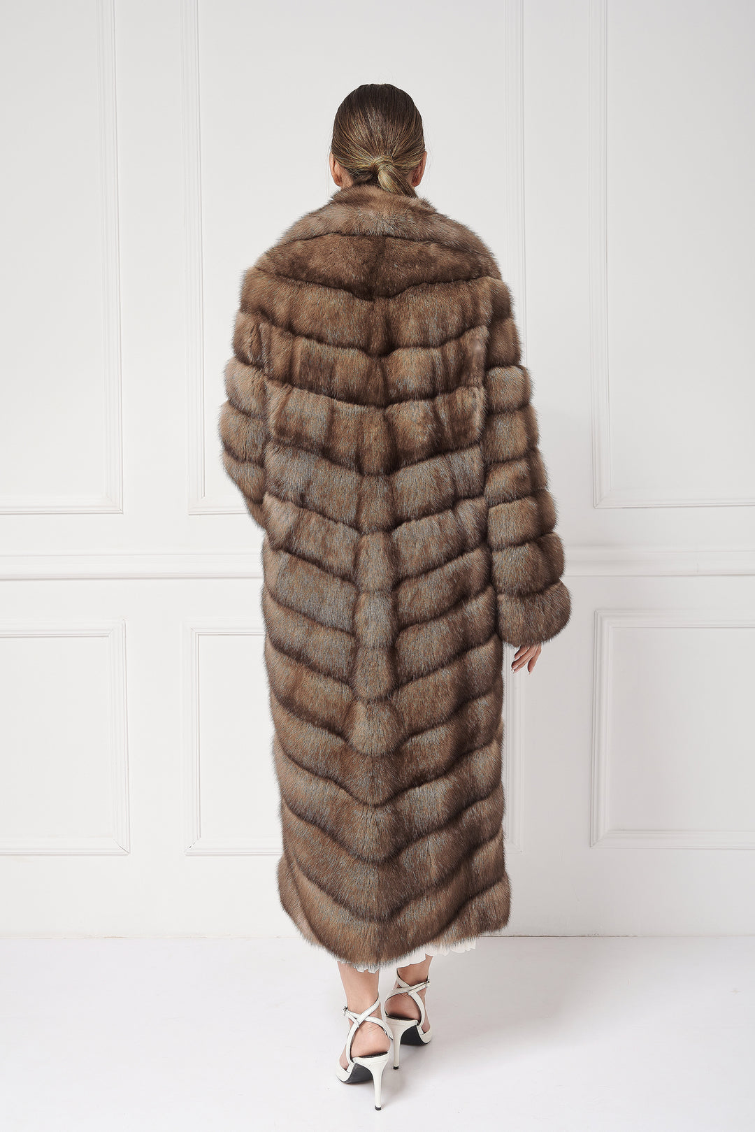 Sophisticated Long Sable Coat with an oversize english collar