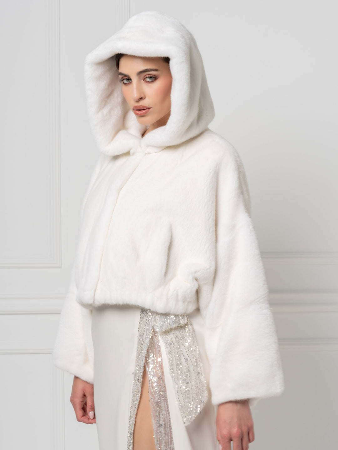 Cropped Kapuzenjacke aus Nerz