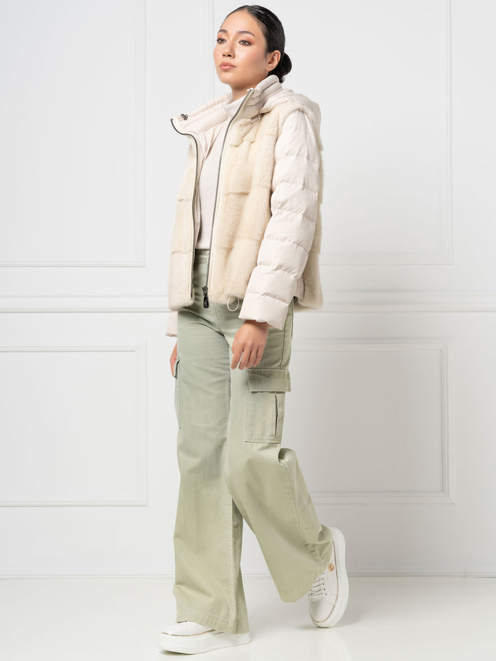 Mink- und Daunen-Kapuzenjacke