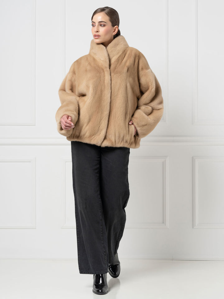 Mink-Bomberjacke mit hohem Stehkragen