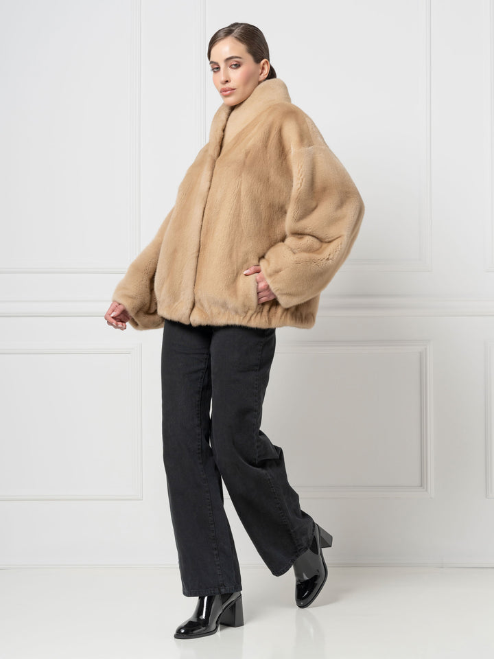 Mink-Bomberjacke mit hohem Stehkragen