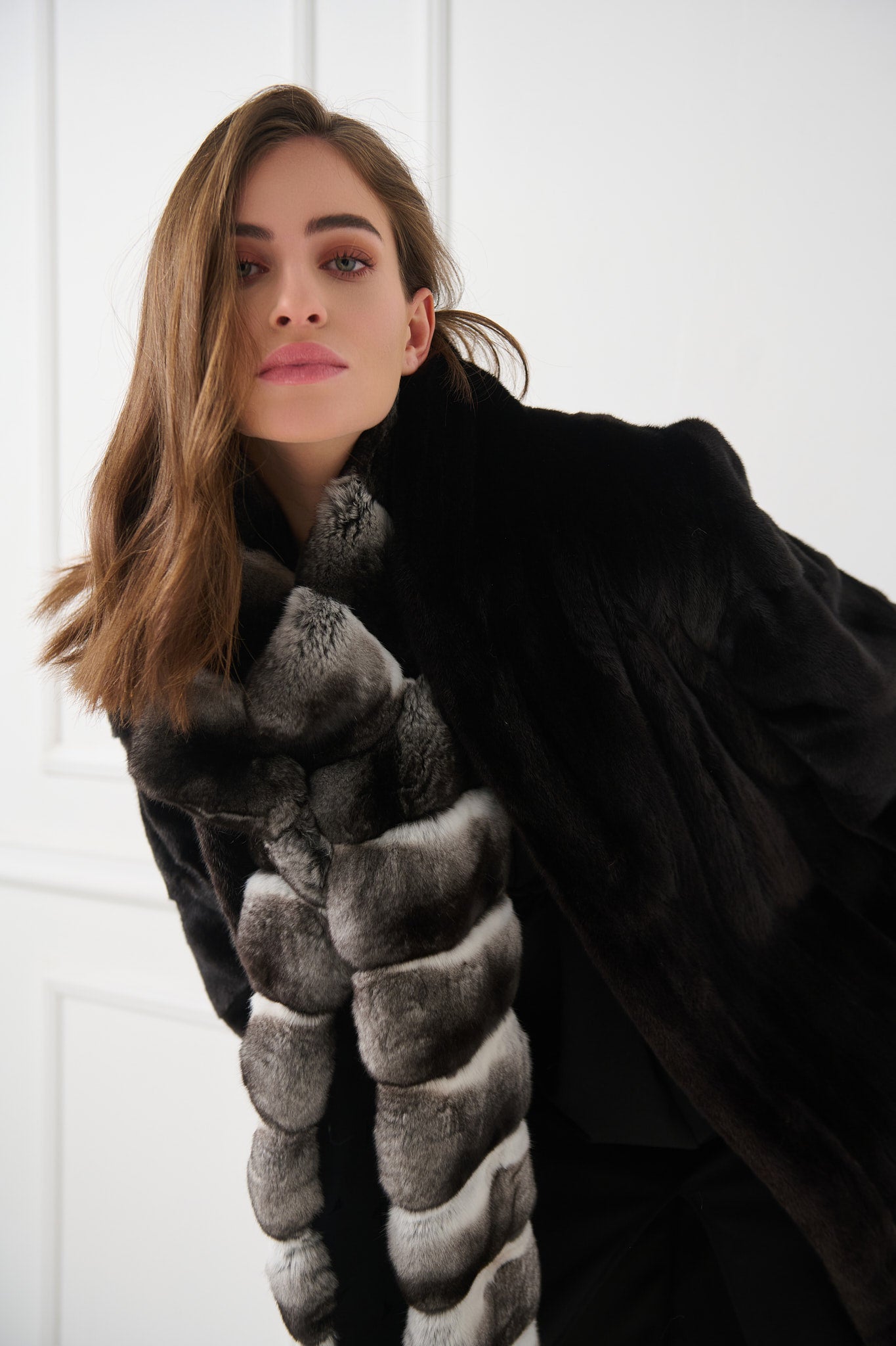 Chinchilla Shawl with Collar – Manakas Frankfurt