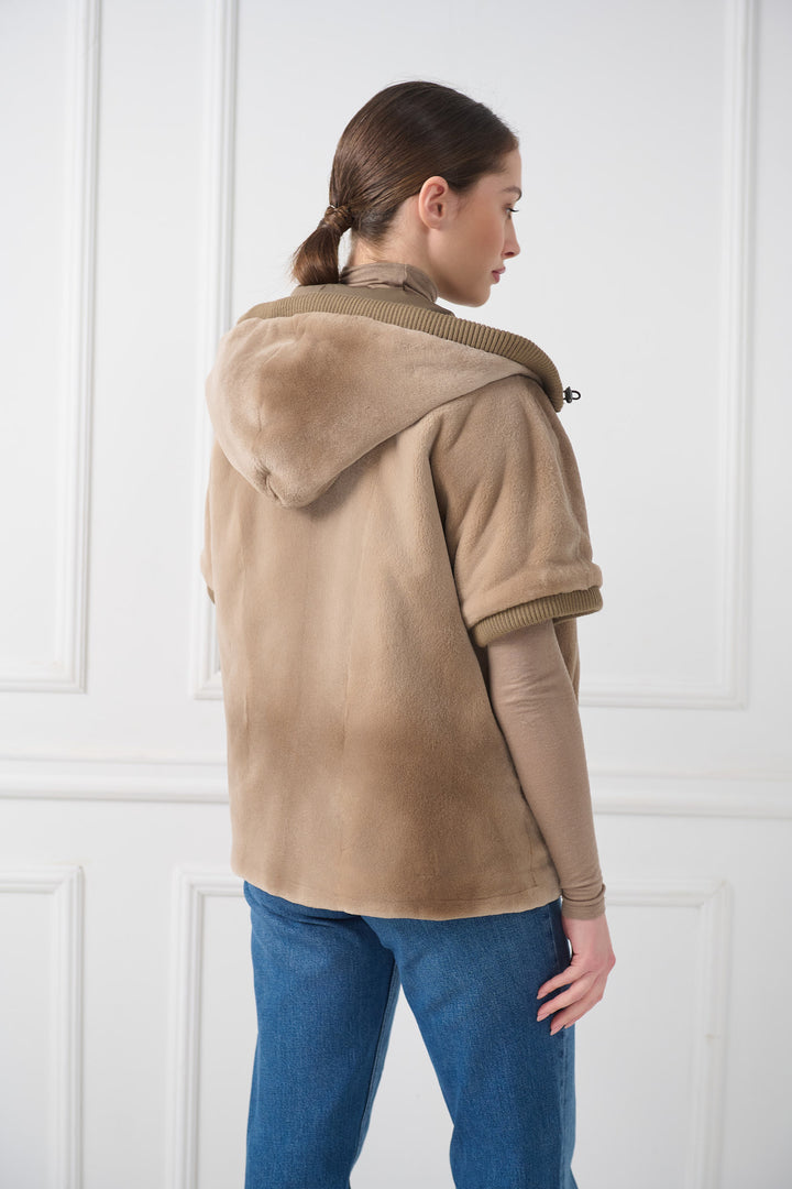 Giacca reversibile con cappuccio in visone tosato