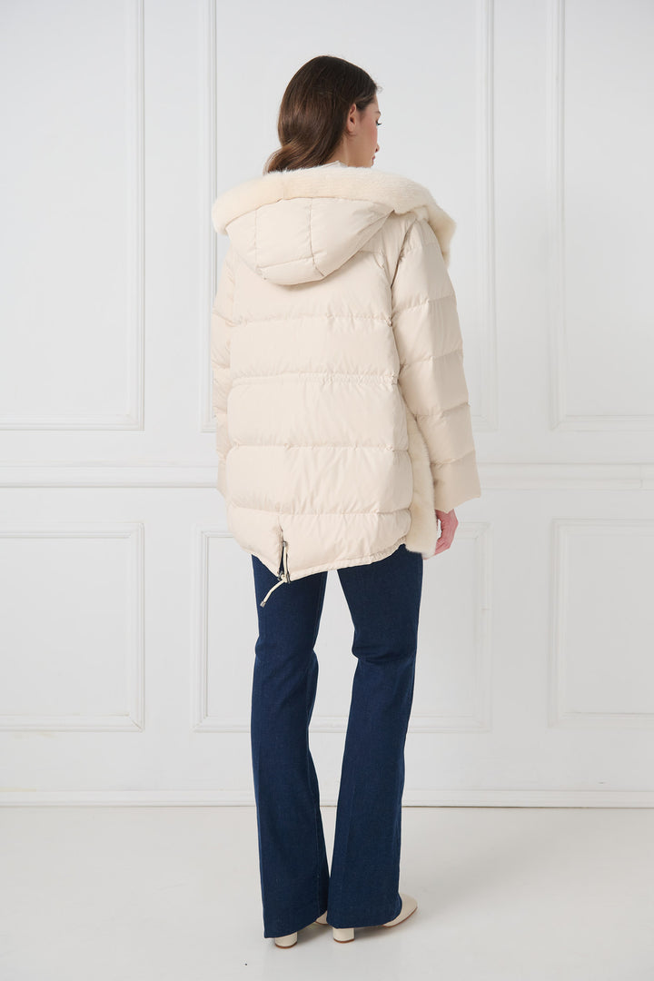 DOUDOUNE À CAPUCHE AVEC VISON