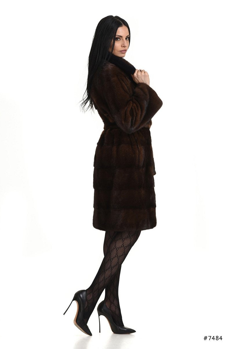 Basic and casual brown mink coat with blue detail - Manakas Frankfurt