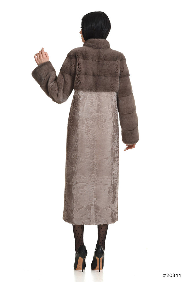 Эксклюзивная длинная норка и персидское ягненкое пальто