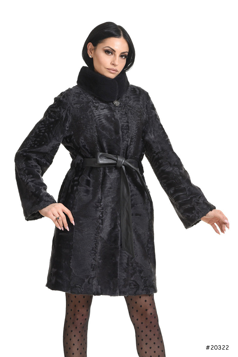 Персидский ягненок мало пальто с внутренней кожаный пояс и норки воротник