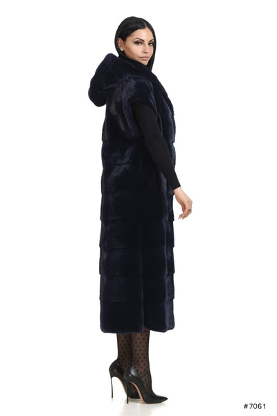 Long hooded mink vest with short sleeves