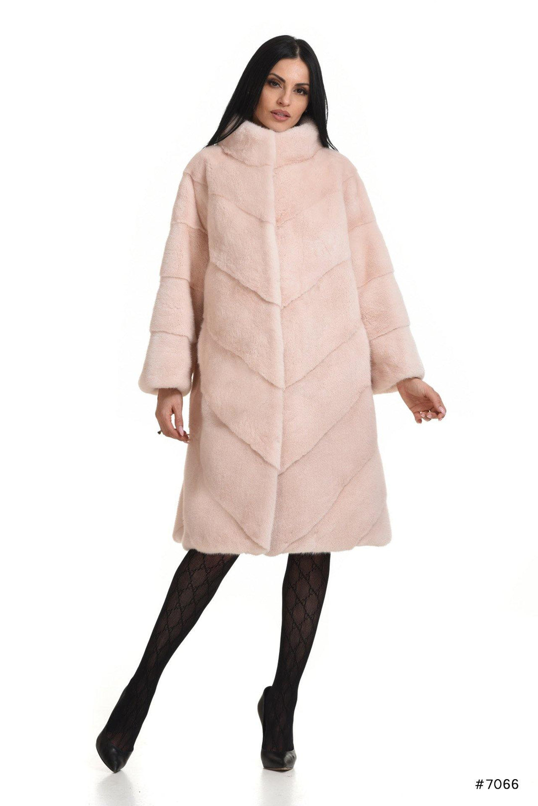 Classy mink coat with stand up collar - Manakas Frankfurt