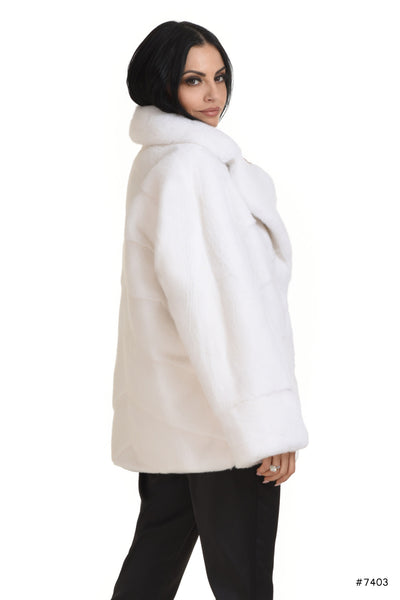 Exclusive mink jacket with english collar
