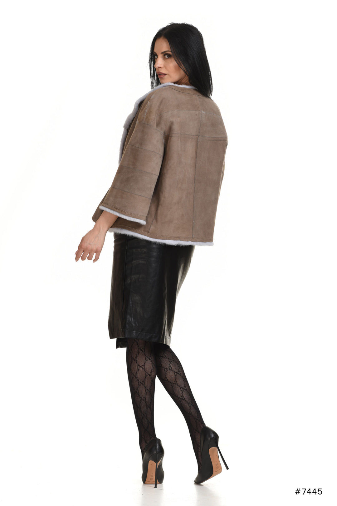 Veste réversible en vison chanel avec cuir suédé